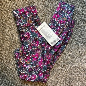 NWT Lululemon base pace HR tight 25”